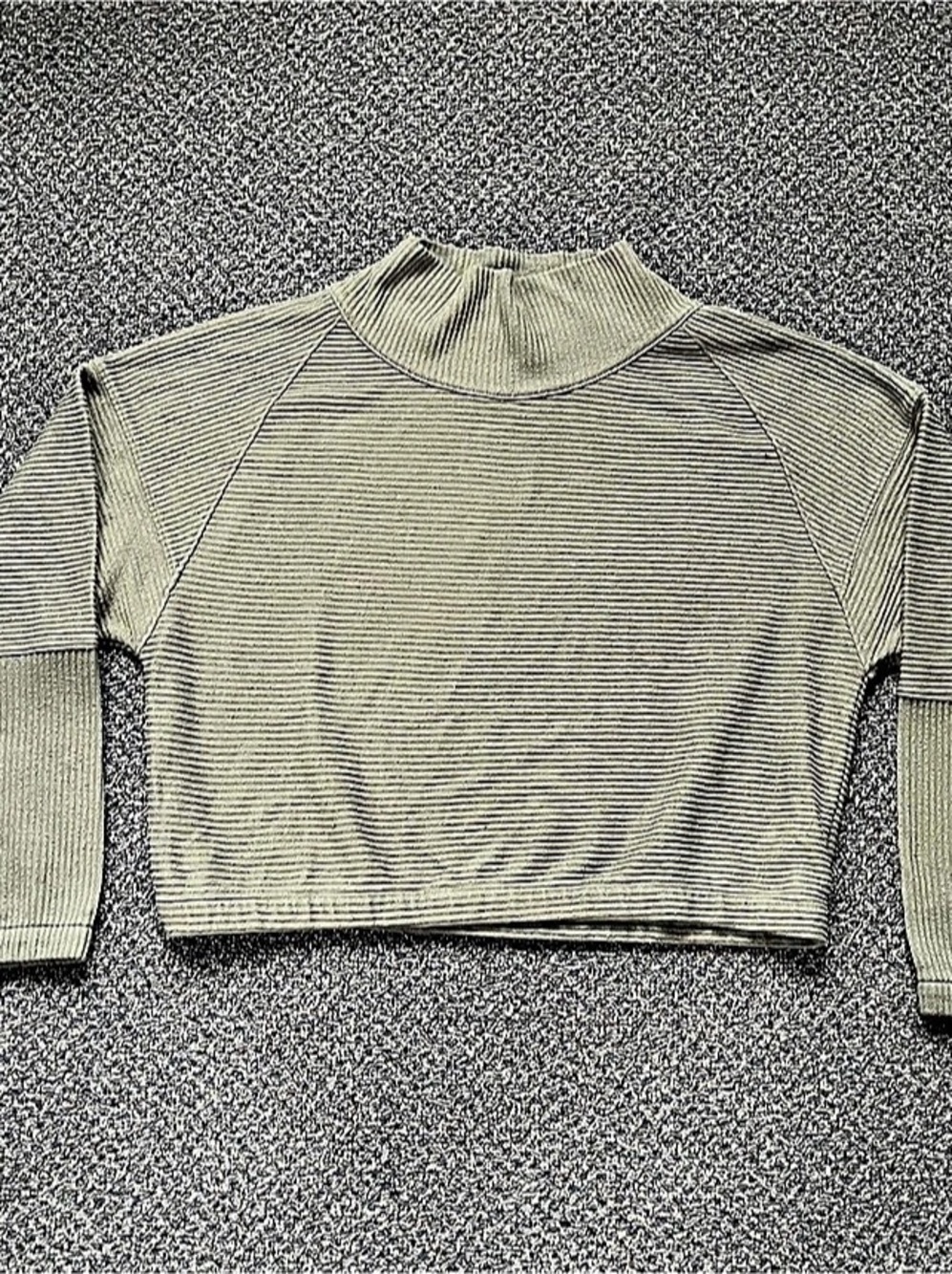 prAna Olivia Long Sleeve Women's Cropped Mock Neck Top Medium Green